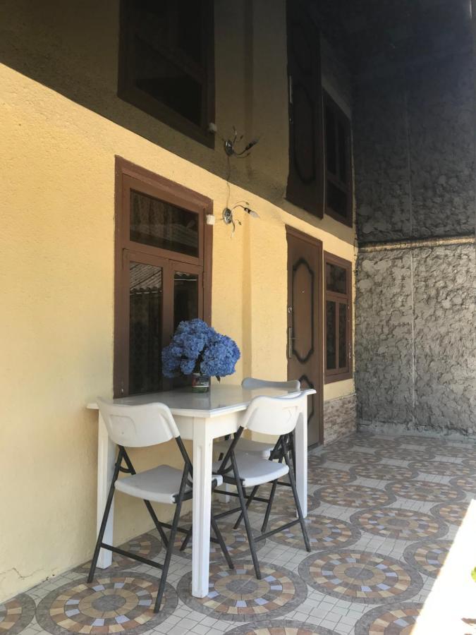 Гостевой Дом "Амза" Bed and Breakfast Tqvarcheli Exteriör bild